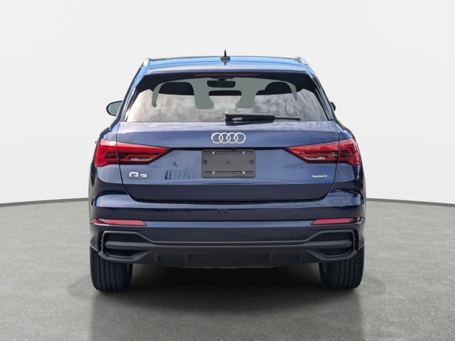 Vehicle image 6 of 34
