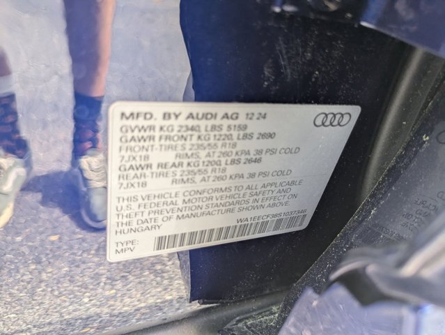 Vehicle image 31 of 34