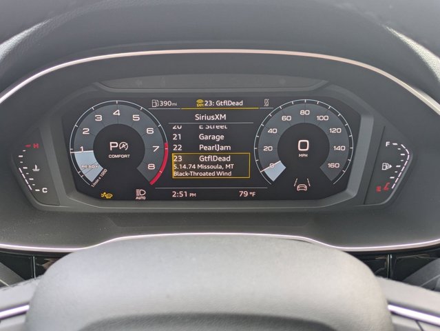 Vehicle image 21 of 34