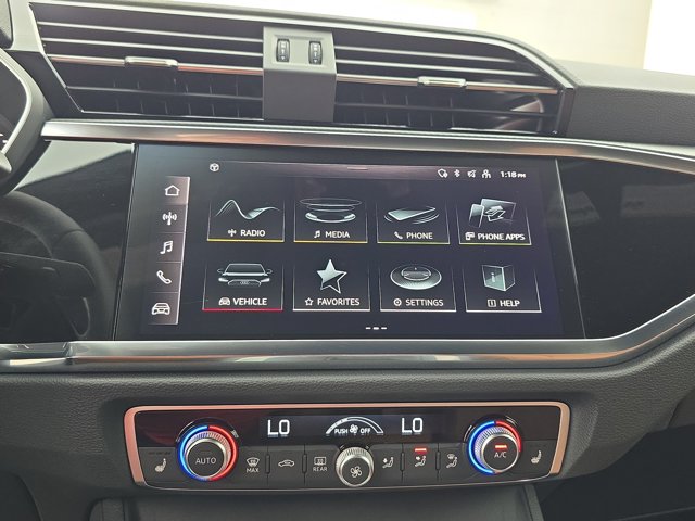 Vehicle image 21 of 35