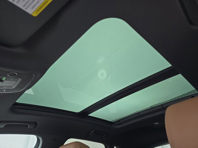 Vehicle image 34 of 35