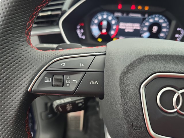 Vehicle image 26 of 34