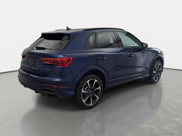 Vehicle image 5 of 34