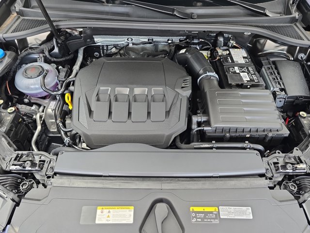 Vehicle image 9 of 34