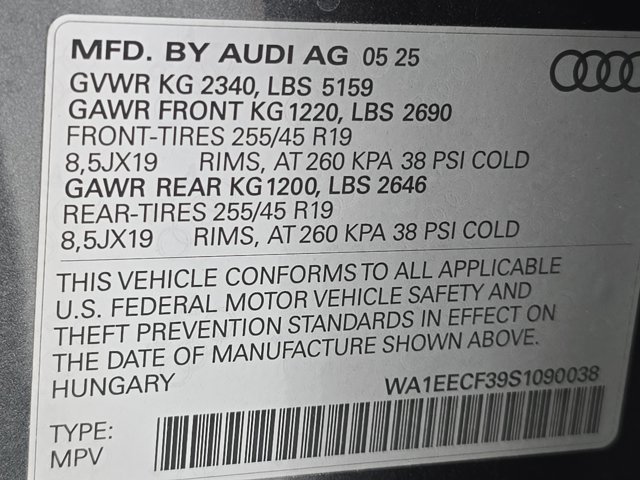 Vehicle image 28 of 35
