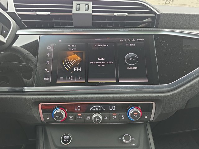 Vehicle image 20 of 35