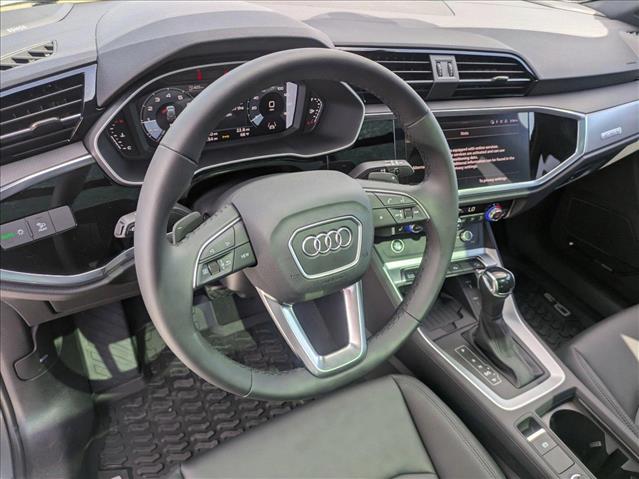 Vehicle image 8 of 17