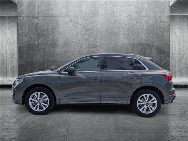 Vehicle image 7 of 17