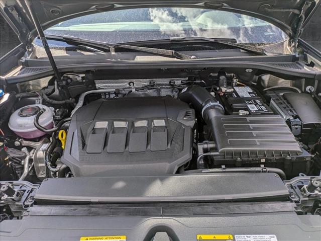 Vehicle image 16 of 17