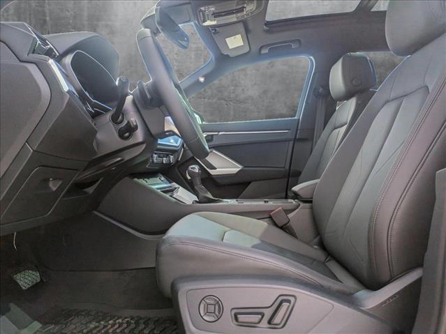Vehicle image 9 of 17