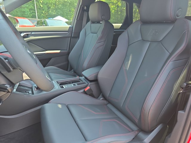 Vehicle image 13 of 35