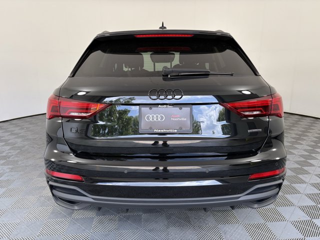Vehicle image 9 of 27
