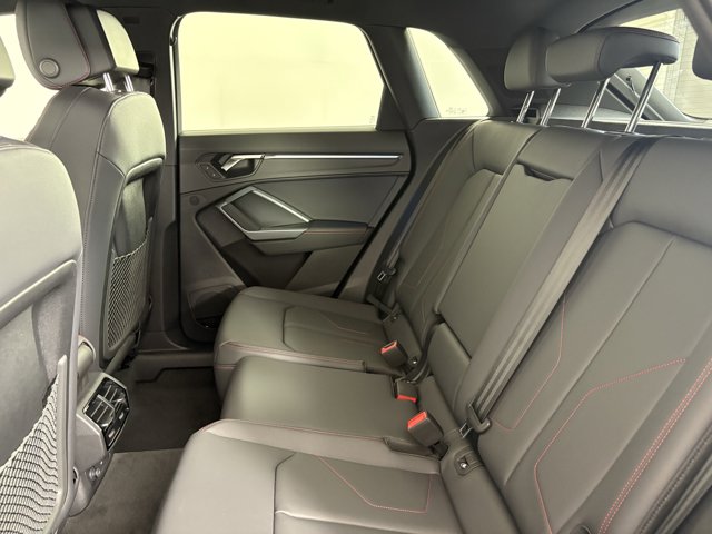 Vehicle image 10 of 27