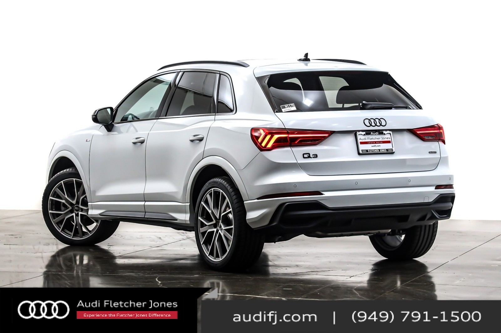 Vehicle image 4 of 20