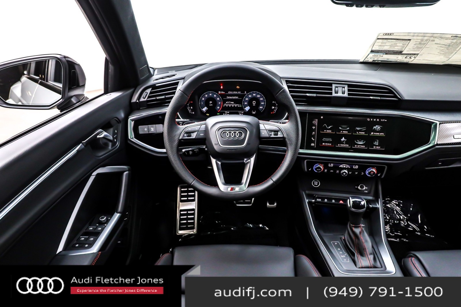 Vehicle image 16 of 20