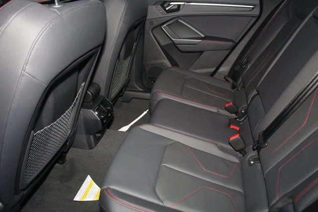 Vehicle image 21 of 27