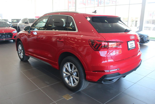 Vehicle image 6 of 27