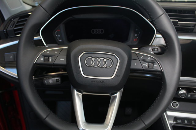 Vehicle image 15 of 27