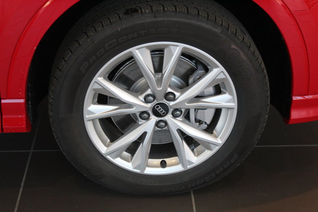 Vehicle image 11 of 27