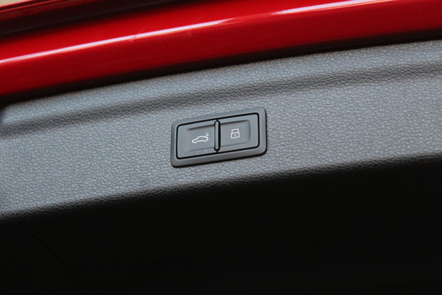 Vehicle image 10 of 27