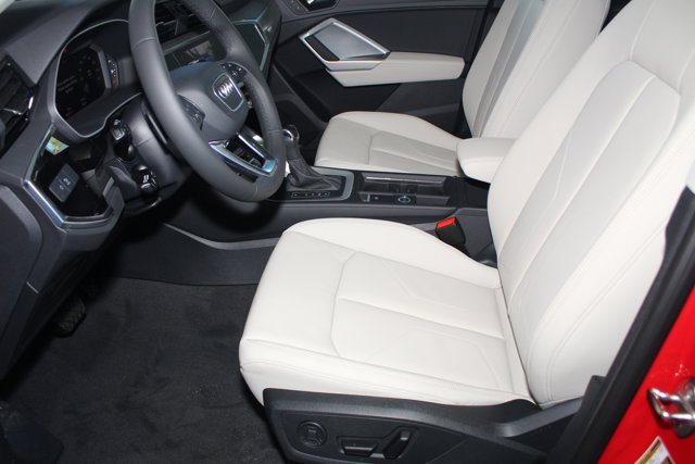 Vehicle image 17 of 27