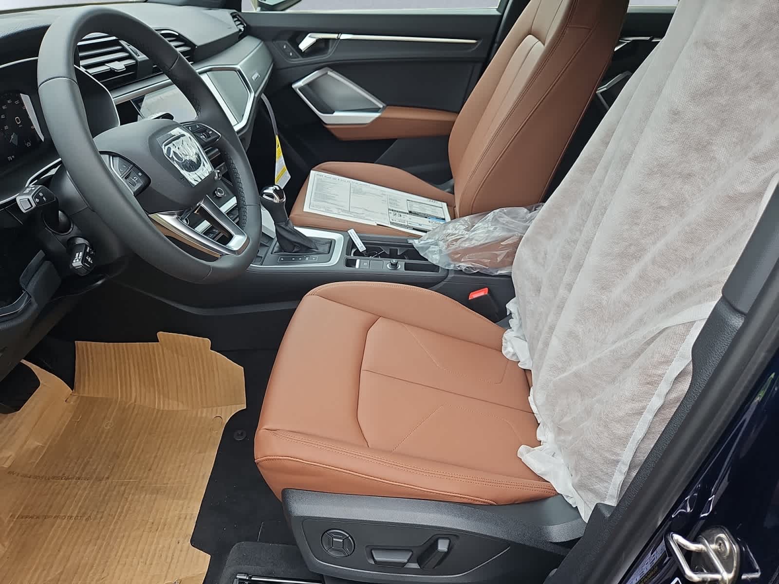 Vehicle image 11 of 20