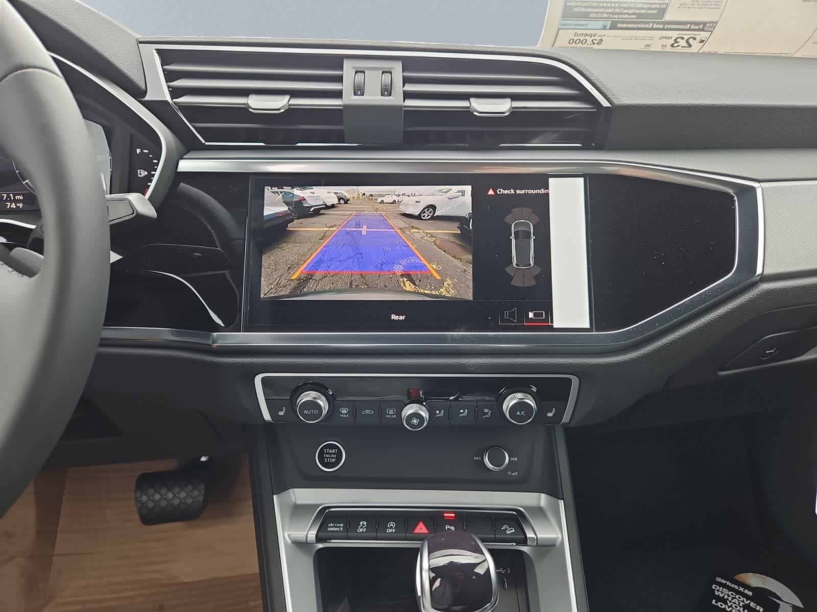 Vehicle image 13 of 20