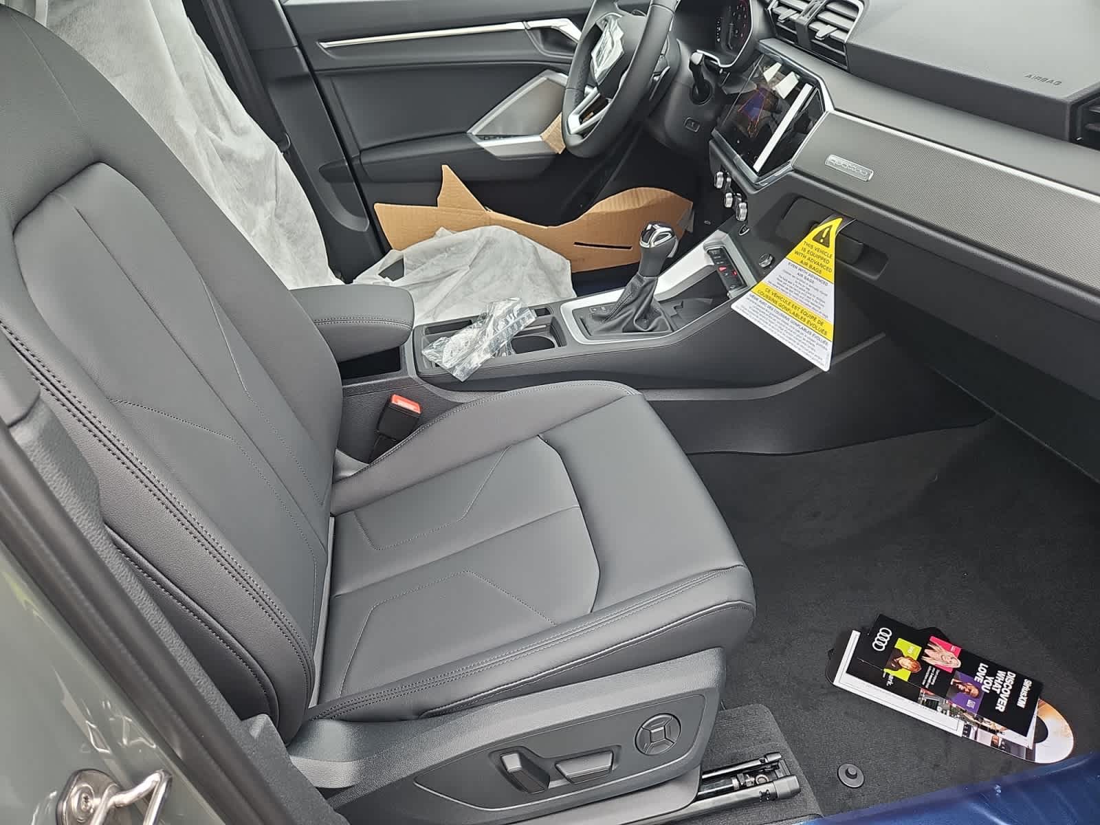 Vehicle image 19 of 20