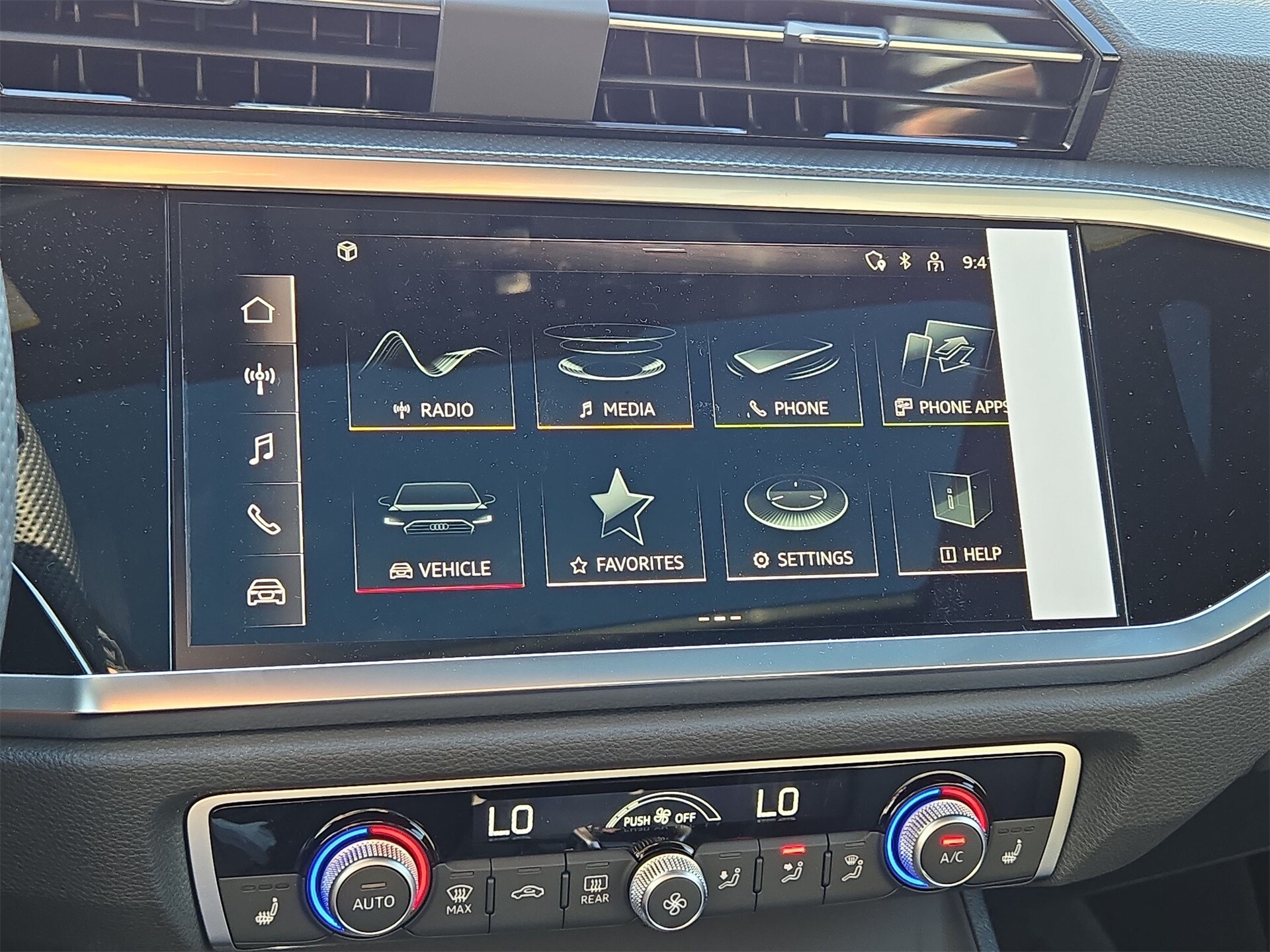 2025 Audi Q3 S Line Premium Plus Image 18 of 22