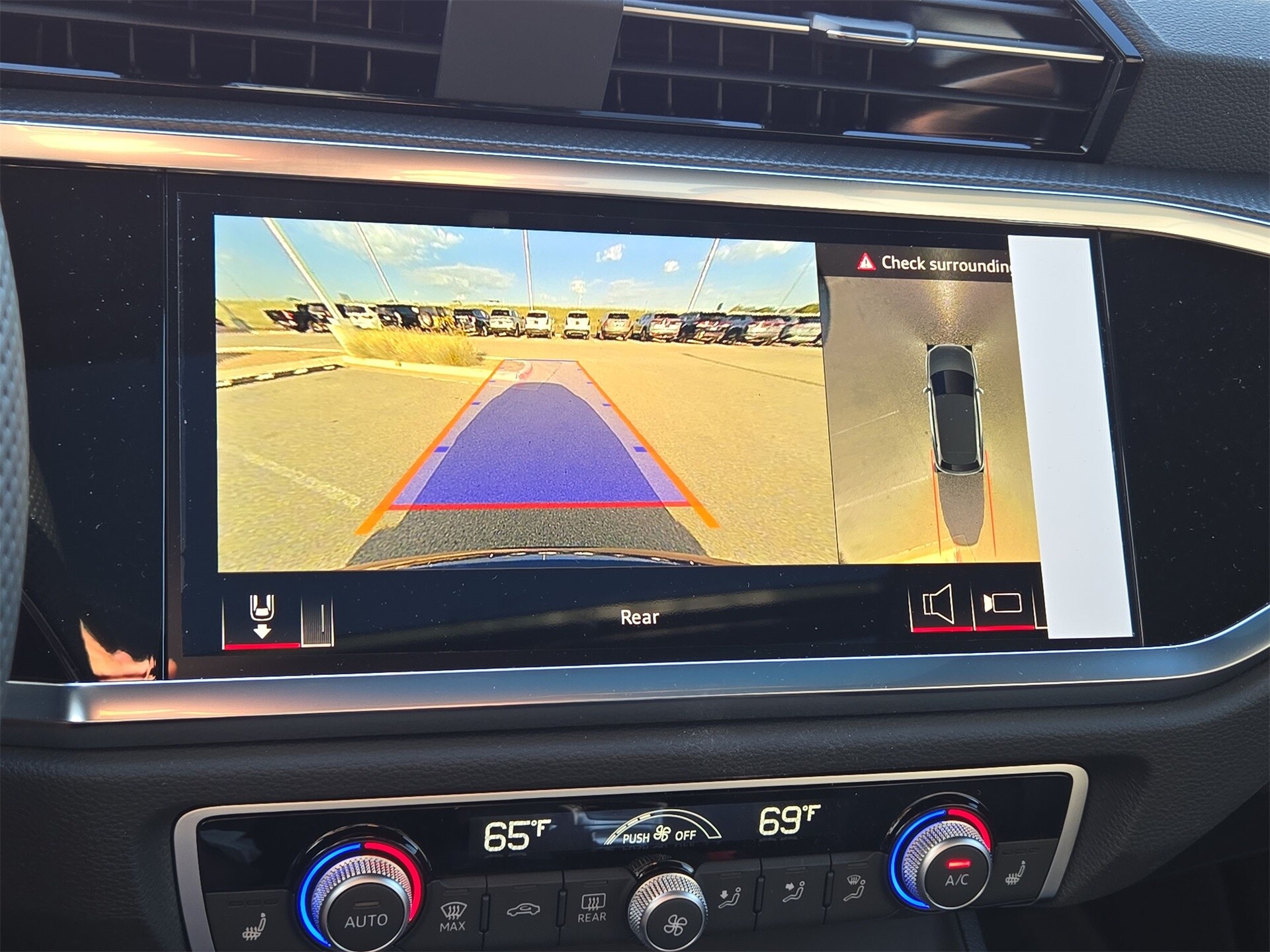 2025 Audi Q3 S Line Premium Plus Image 17 of 22