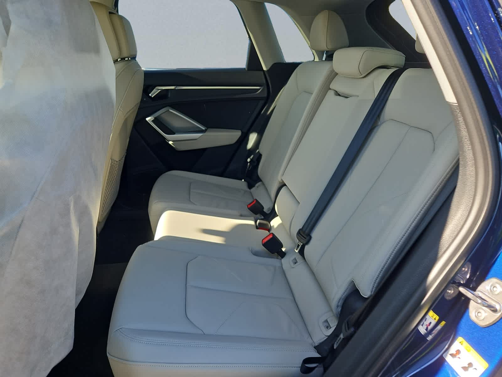 Vehicle image 19 of 20
