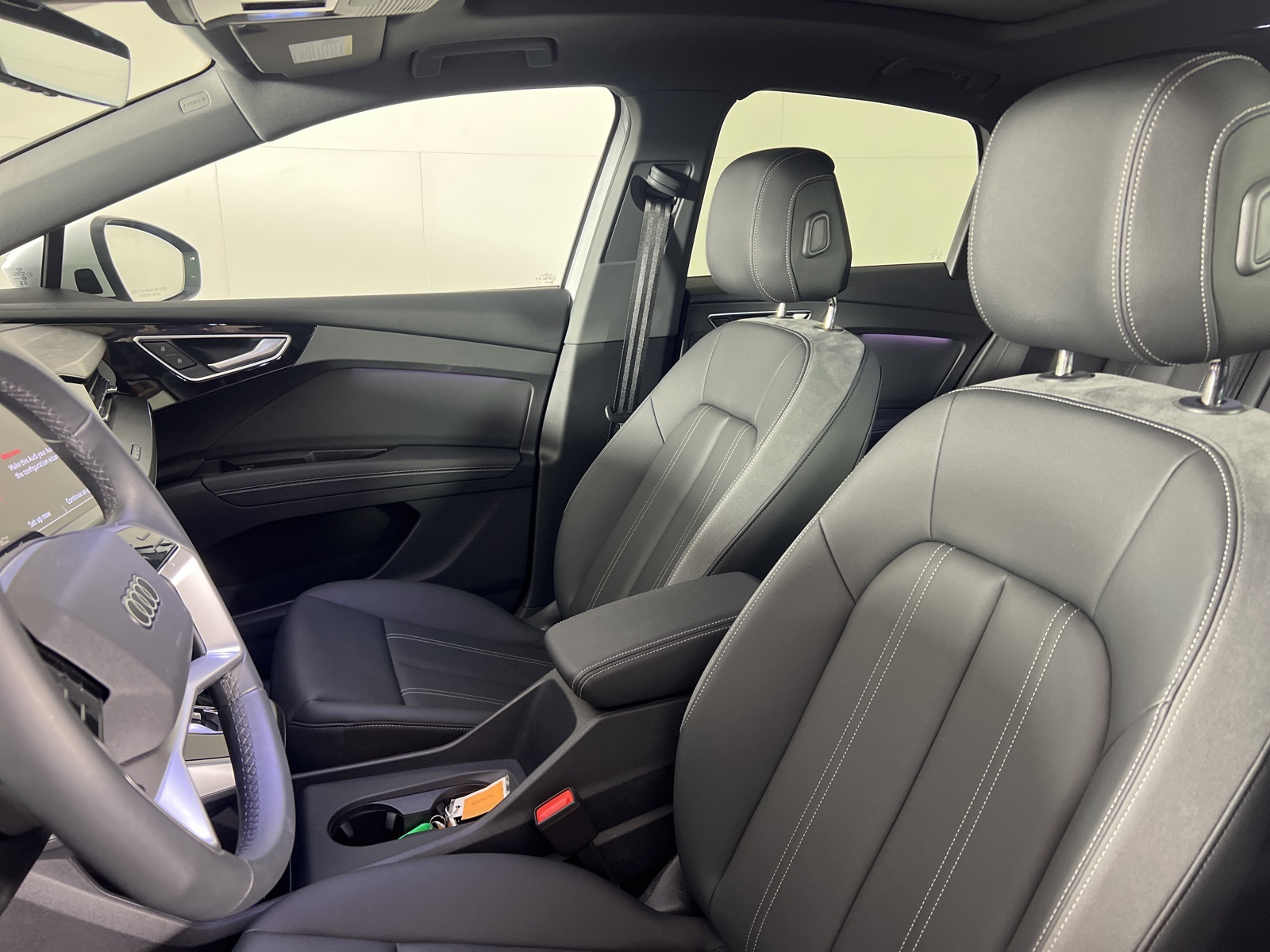Vehicle image 12 of 20