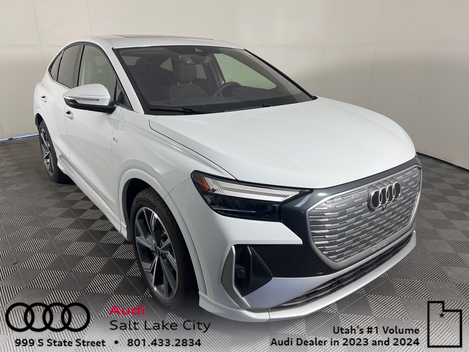 Vehicle image 3 of 20