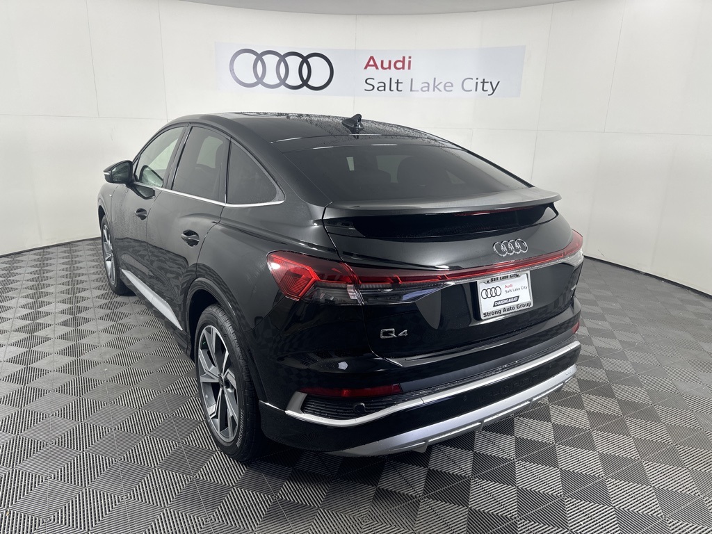 Vehicle image 7 of 20
