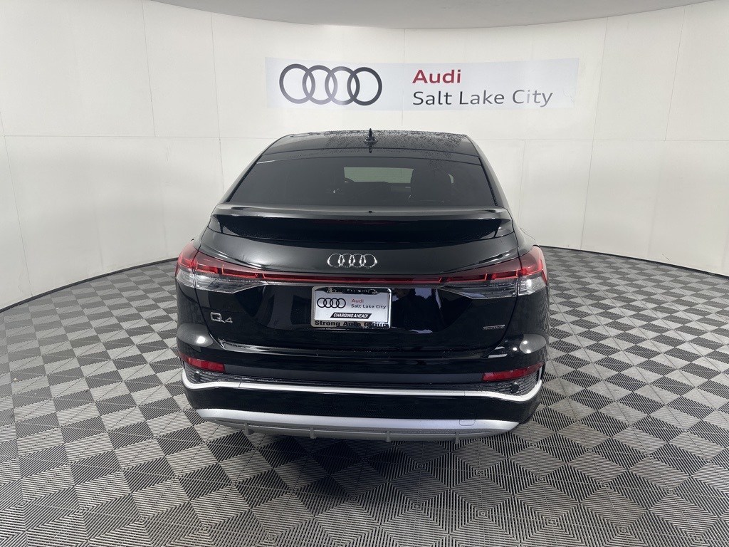 Vehicle image 6 of 20