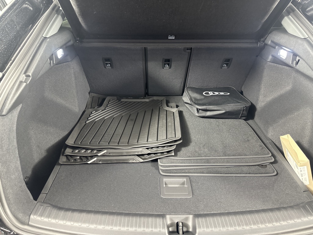 Vehicle image 20 of 20