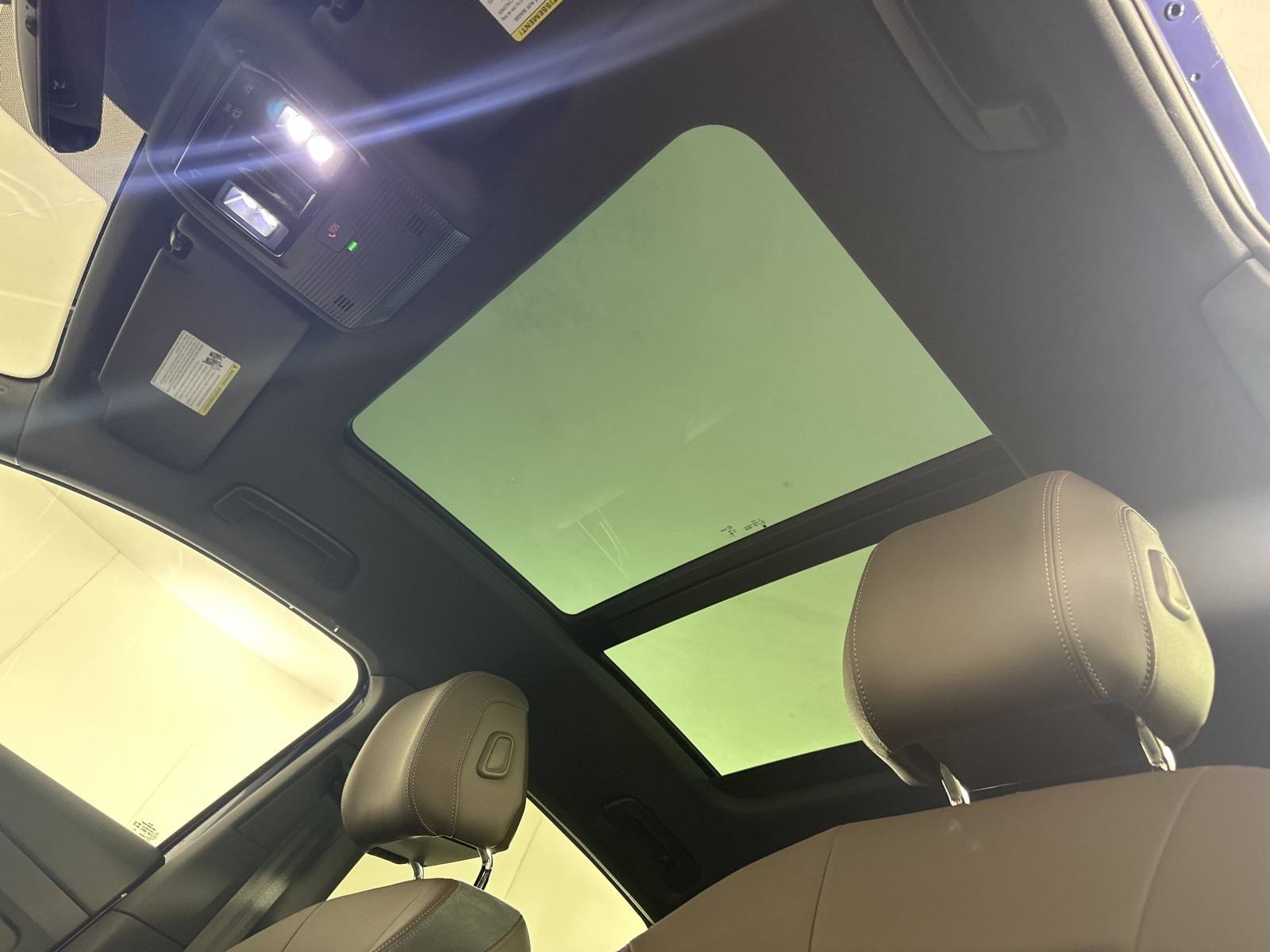 Vehicle image 18 of 19