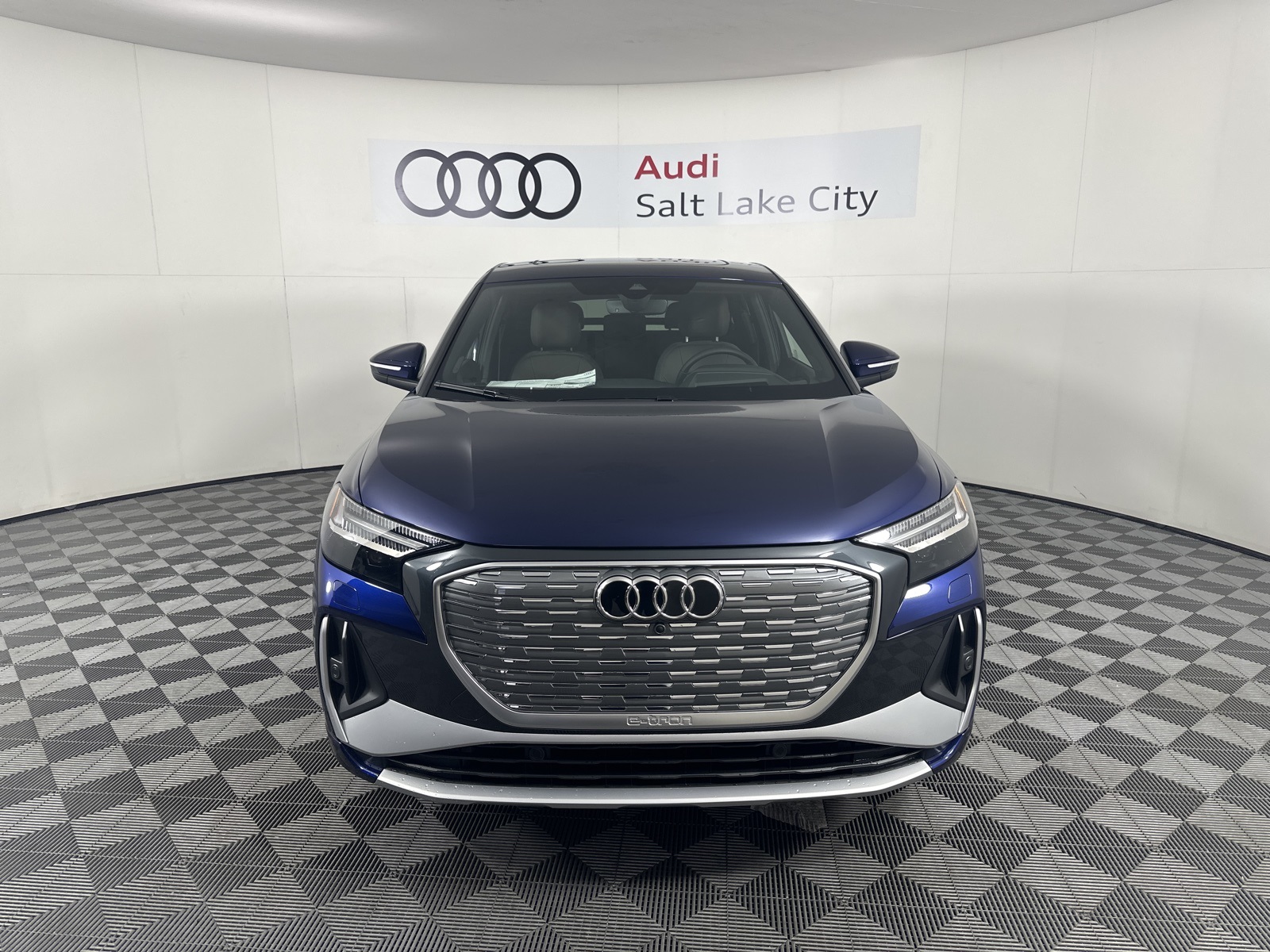 Vehicle image 2 of 19
