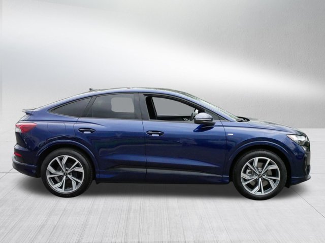 Vehicle image 4 of 35