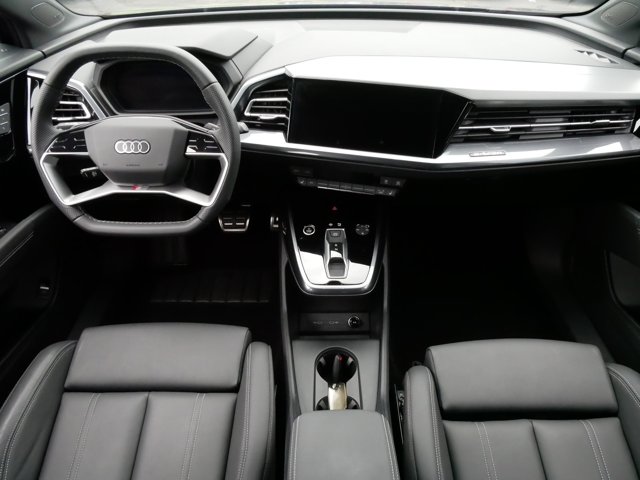 Vehicle image 13 of 35
