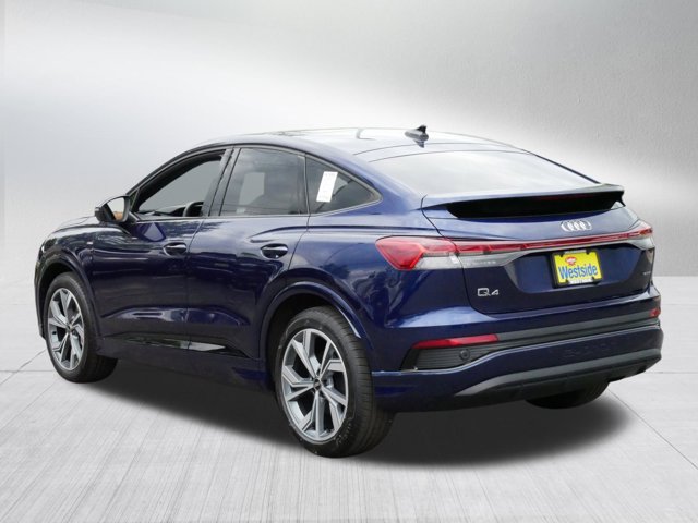 Vehicle image 7 of 35