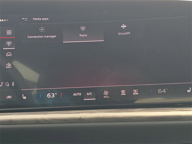 Vehicle image 18 of 27
