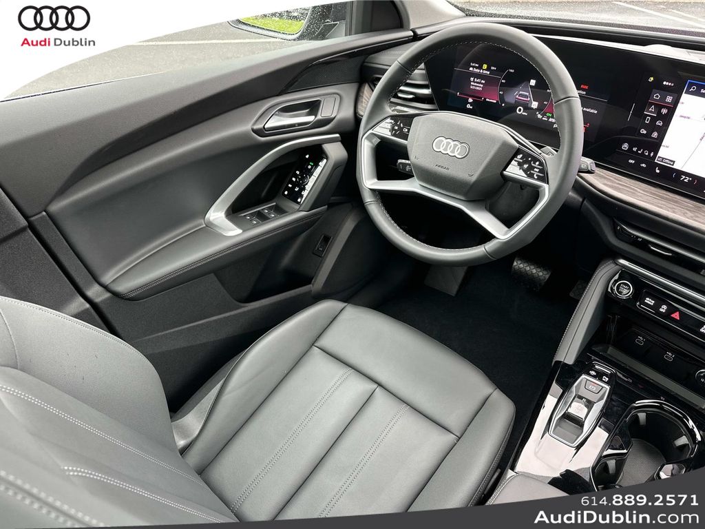 Vehicle image 29 of 31
