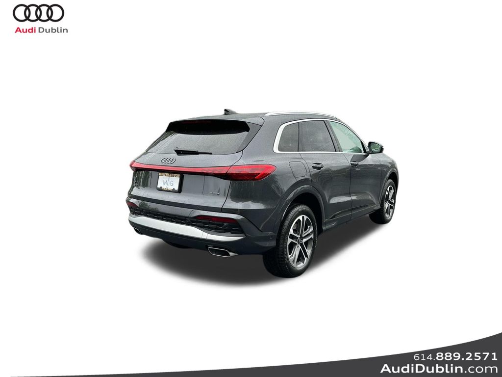 Vehicle image 5 of 31