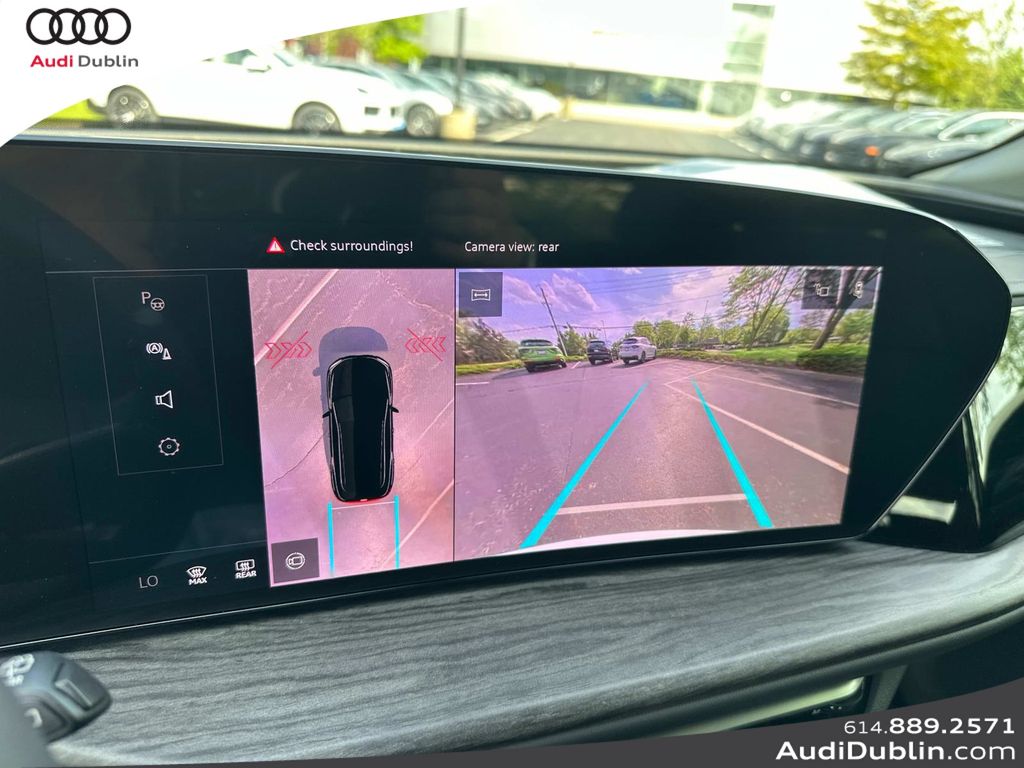 Vehicle image 19 of 31