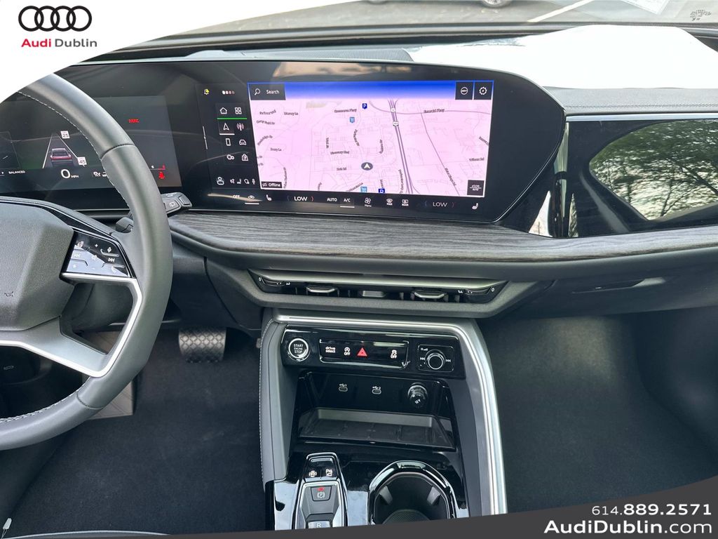 Vehicle image 28 of 31