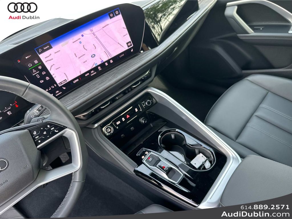 Vehicle image 23 of 31