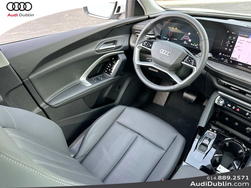 Vehicle image 29 of 31