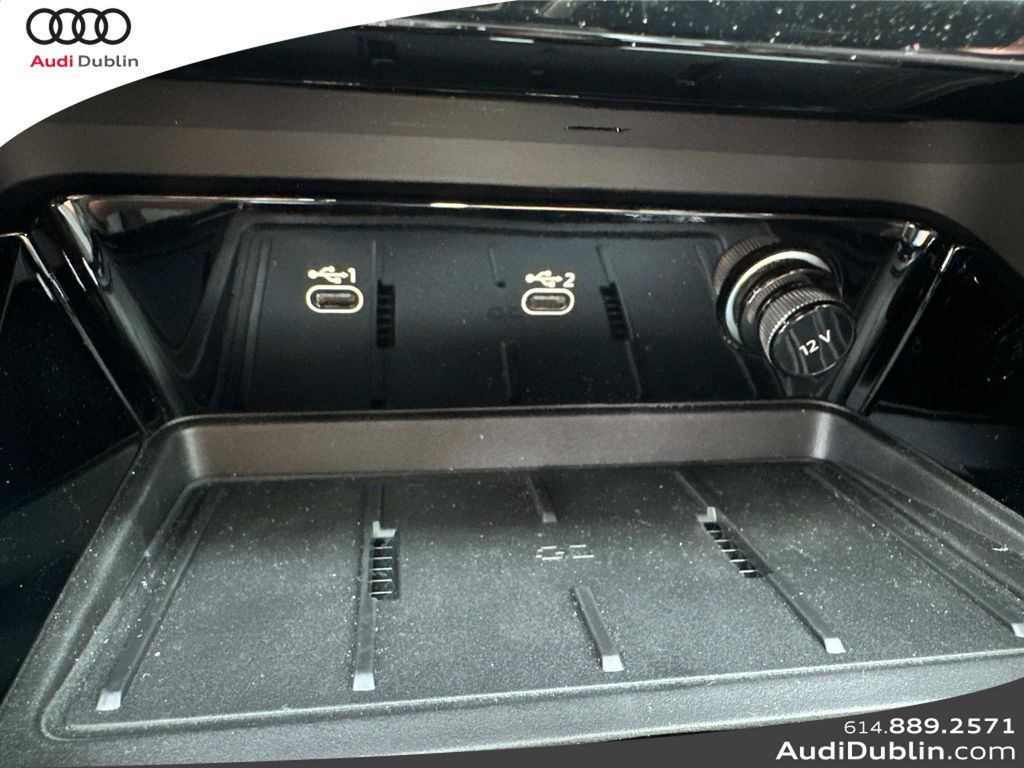 Vehicle image 20 of 31