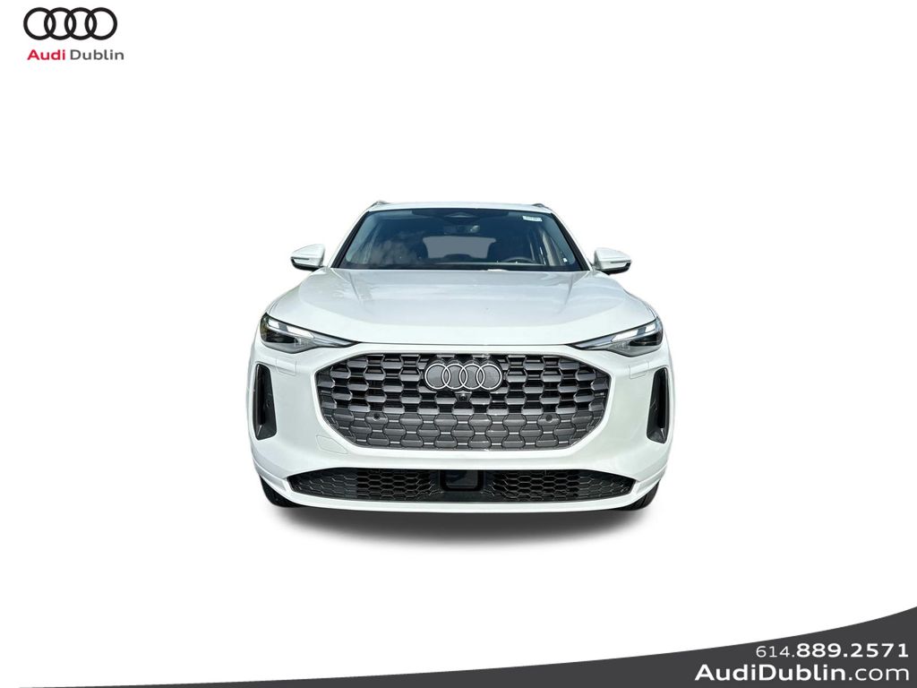Vehicle image 2 of 31